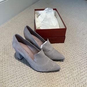Donald Pliner size 8 women’s gray suede thick heels